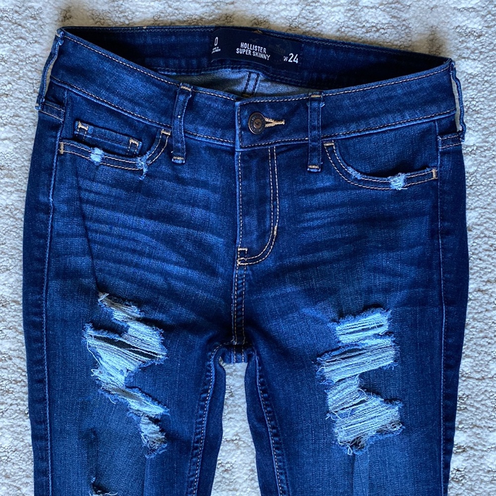•Hollister• Distressed Super Skinny Jean - Picture 4 of 14